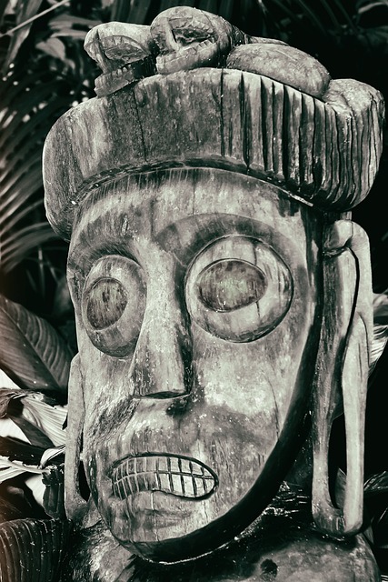 Statue tribale